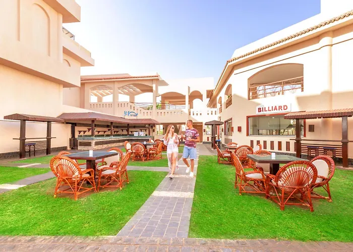 Pickalbatros Royal Moderna "aqua Park" Üdülőközpont 5*
