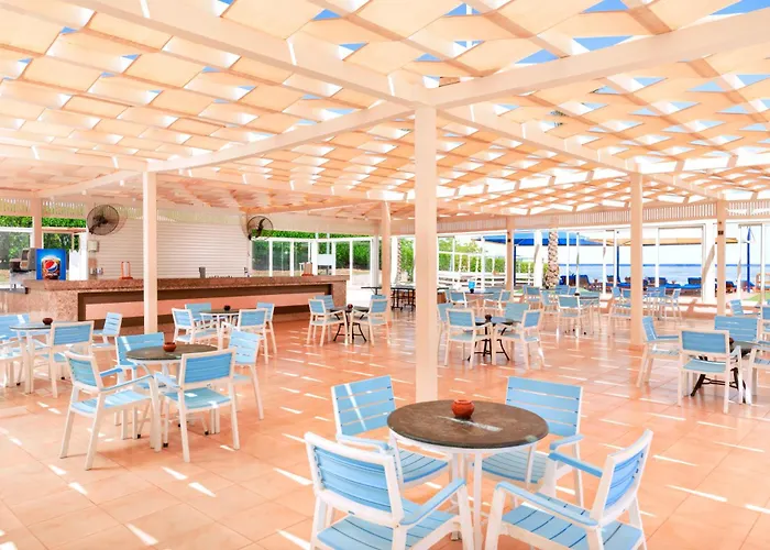 Üdülőközpont Pickalbatros Royal Moderna "aqua Park" Sarm es-Sejk