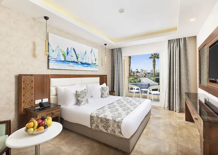 Pickalbatros Royal Moderna "aqua Park" 5*