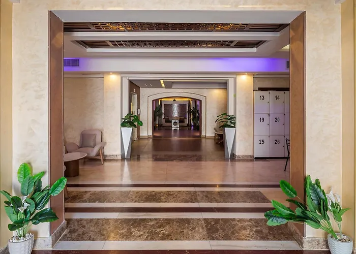 Pickalbatros Royal Moderna "aqua Park" Üdülőközpont 5*
